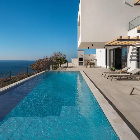 New! Stylish Collina - Stunning Sea Views, Private Pool, Amenities Duće