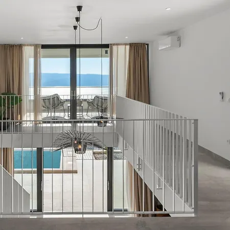 New! Stylish Collina - Stunning Sea Views, Private Pool, Amenities فيلة *